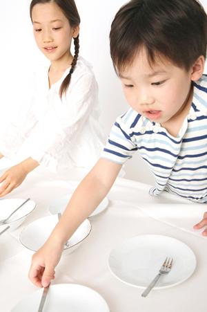 小ロットで実現するオリジナル缶バッチ制作の魅力と成功事例